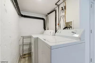 1608 W 3rd St, Plainfield, NJ 07063 - Photo 28