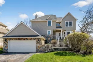 5 Witherwood Dr, Hardyston Township, NJ 07419 - Photo 2