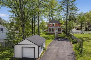 71 Wishing Well Rd, Hamburg, NJ 07419 - Photo 10