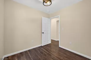 71 Wishing Well Rd, Hamburg, NJ 07419 - Photo 28