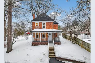 71 Wishing Well Rd, Hamburg, NJ 07419 - Photo 2