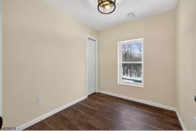 71 Wishing Well Rd, Hamburg, NJ 07419 - Photo 30