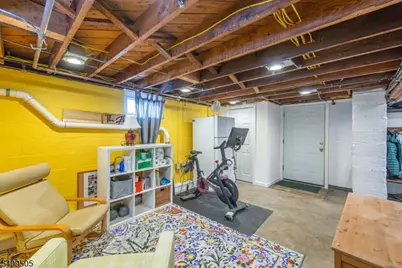 17 Hilsinger Rd, Parsippany, NJ 07878 - Photo 26