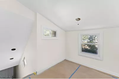 585 McChesney St, Orange, NJ 07050 - Photo 12