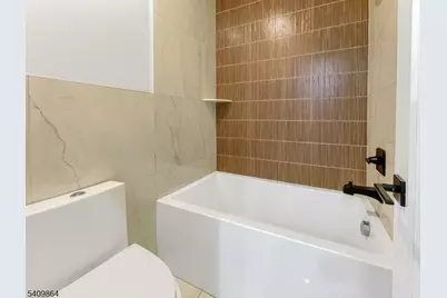 285 Lembeck Ave #R, Jersey City, NJ 07305 - Photo 16