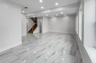 285 Lembeck Ave, Jersey City, NJ 07305 - Photo 4