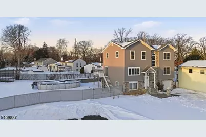 18 Boyd Ter, Kenilworth, NJ 07033 - Photo 2