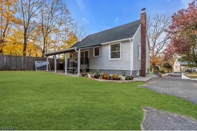 26 Center Oak Ave, Lawnside, NJ 08045 - Photo 2