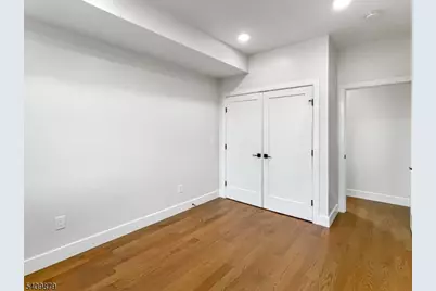 285 Lembeck Ave #L, Jersey City, NJ 07305 - Photo 18