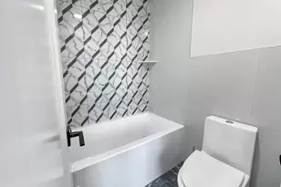 285 Lembeck Ave, Jersey City, NJ 07305 - Photo 14