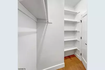 285 Lembeck Ave #L, Jersey City, NJ 07305 - Photo 16