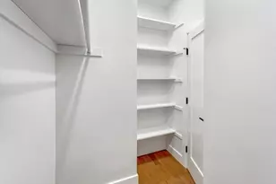 285 Lembeck Ave, Jersey City, NJ 07305 - Photo 16