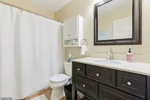 334 Winthrop Dr, Nutley, NJ 07110 - Photo 20