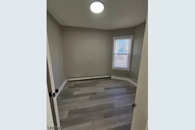 120-122 Lewis St #2, Paterson, NJ 07501 - Photo 4