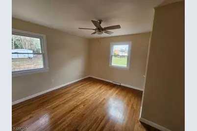 275 Malapardis Rd, Hanover Township, NJ 07950 - Photo 14