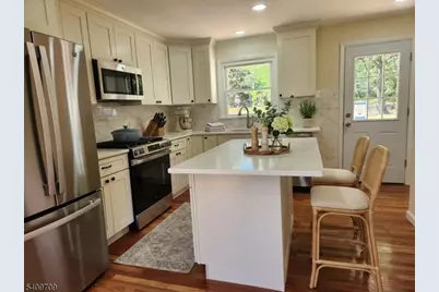 275 Malapardis Rd, Hanover Township, NJ 07927 - Photo 4