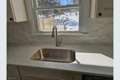 275 Malapardis Rd, Hanover Township, NJ 07950 - Photo 8