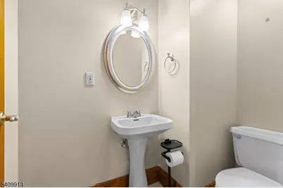 147 Millbrook Ave, Randolph Township, NJ 07869 - Photo 12