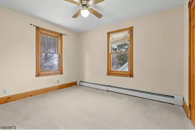 147 Millbrook Ave, Randolph Township, NJ 07869 - Photo 16