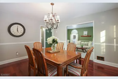 63 Beechwood Cir, Hillsborough Township, NJ 08844 - Photo 14