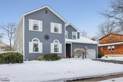 63 Beechwood Cir, Hillsborough Township, NJ 08844 - Photo 2