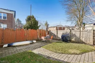 17 Wilfred St, Montclair, NJ 07042 - Photo 4