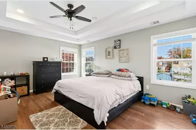 318 Delaware Avenue, Union Township, NJ 07083 - Photo 12