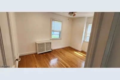 235 Rosewood Ter, Linden, NJ 07036 - Photo 6