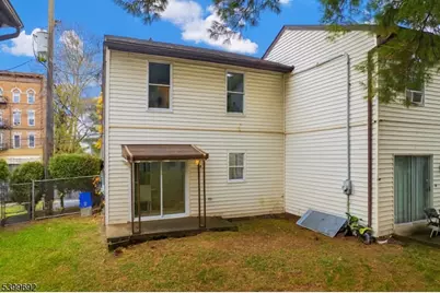 71 16th Ave #104, Newark, NJ 07103 - Photo 20