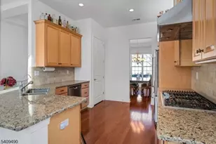 4 Virgil Ln, Mount Olive, NJ 07836 - Photo 12