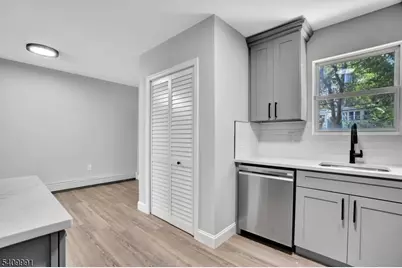 434 Halsted St, East Orange, NJ 07018 - Photo 12