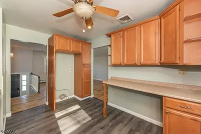 504 Edith Rd, Roxbury Township, NJ 07850 - Photo 8