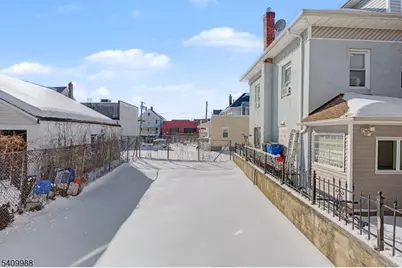 99 Kansas St, Hackensack, NJ 07601 - Photo 2