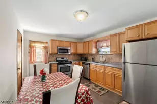 129 Pake St, Nutley, NJ 07110 - Photo 14