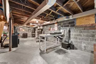 129 Pake St, Nutley, NJ 07110 - Photo 32