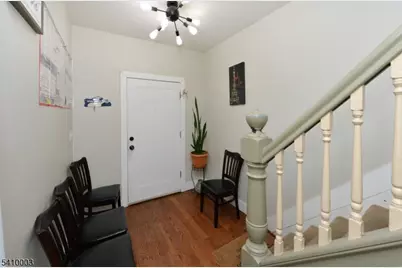 135 Scheerer Ave, Newark, NJ 07112 - Photo 4