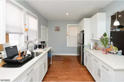 135 Scheerer Ave, Newark, NJ 07112 - Photo 12