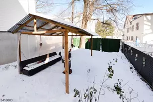 135 Scheerer Ave, Newark, NJ 07112 - Photo 30