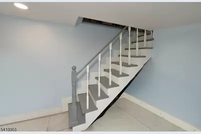 135 Scheerer Ave, Newark, NJ 07112 - Photo 20