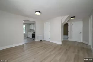 35 Amsterdam Ave, Teaneck Township, NJ 07666 - Photo 4