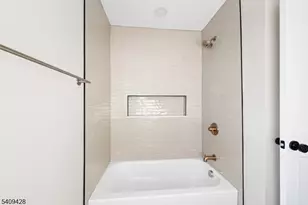 401 Tillman St, Raritan, NJ 08869 - Photo 8