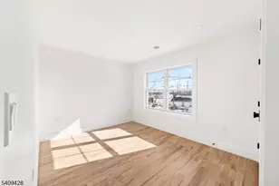 401 Tillman St, Raritan, NJ 08869 - Photo 18