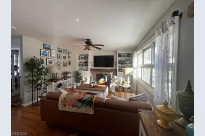 1 Brandon Ct, Andover, NJ 07821 - Photo 4