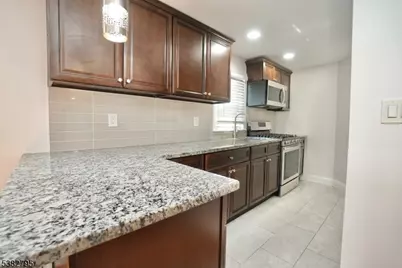 207 Franklin Ave 2nd Fl., Belleville, NJ 07109 - Photo 2