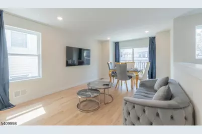 116 Brookdale Ave Unit #1, Newark, NJ 07106 - Photo 4