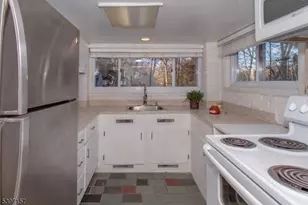 18 Decker Pond Rd, Vernon, NJ 07461 - Photo 28