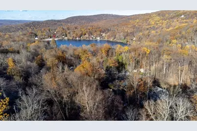 18 Decker Pond Rd, Vernon, NJ 07461 - Photo 36