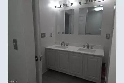 65 Montgomery Ave, Irvington, NJ 07111 - Photo 8