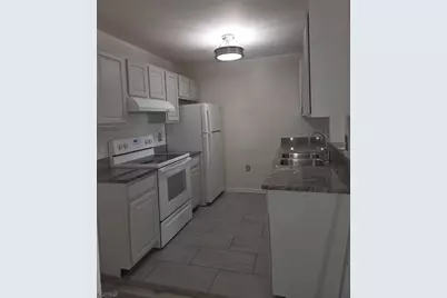 65 Montgomery Ave, Irvington, NJ 07111 - Photo 12