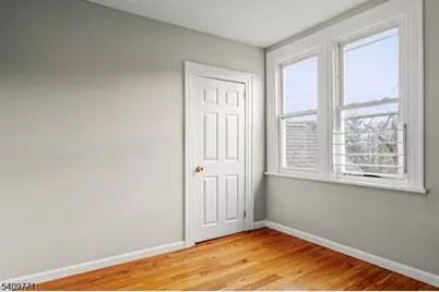 117 Parkview Ter #3, Newark, NJ 07112 - Photo 14